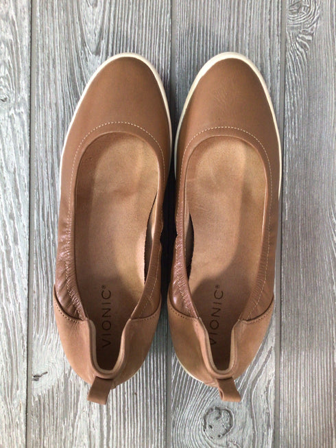 Vionic Wedges Size 9